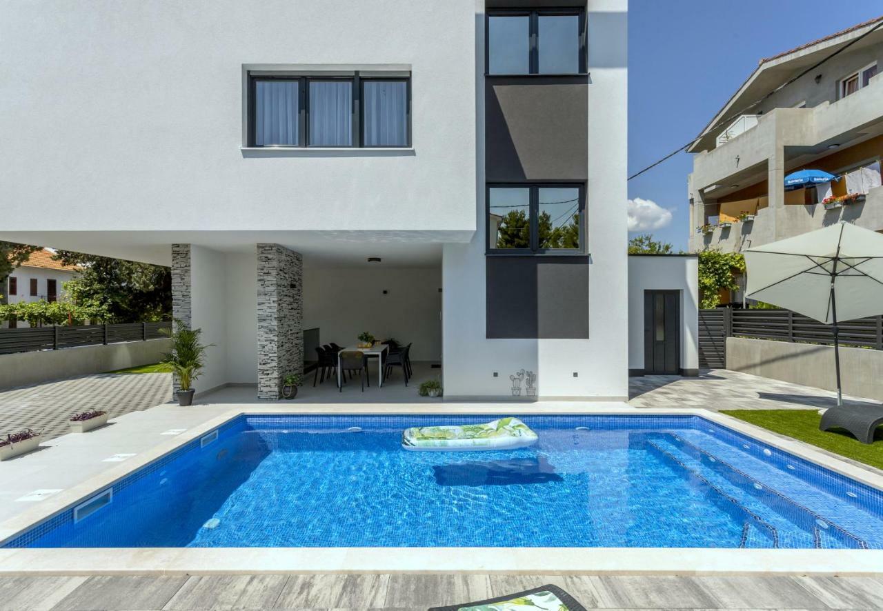 Villa Ema Kastela With Private Heated Pool Buitenkant foto