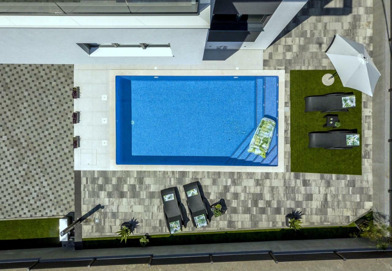 Villa Ema Kastela With Private Heated Pool Buitenkant foto